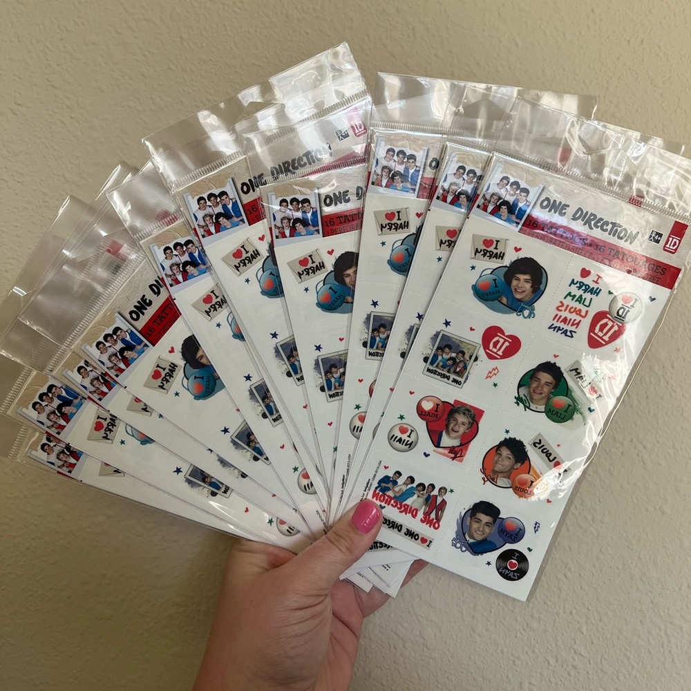 NWT ONE DIRECTION TEMPORARY TATTOOS 2013